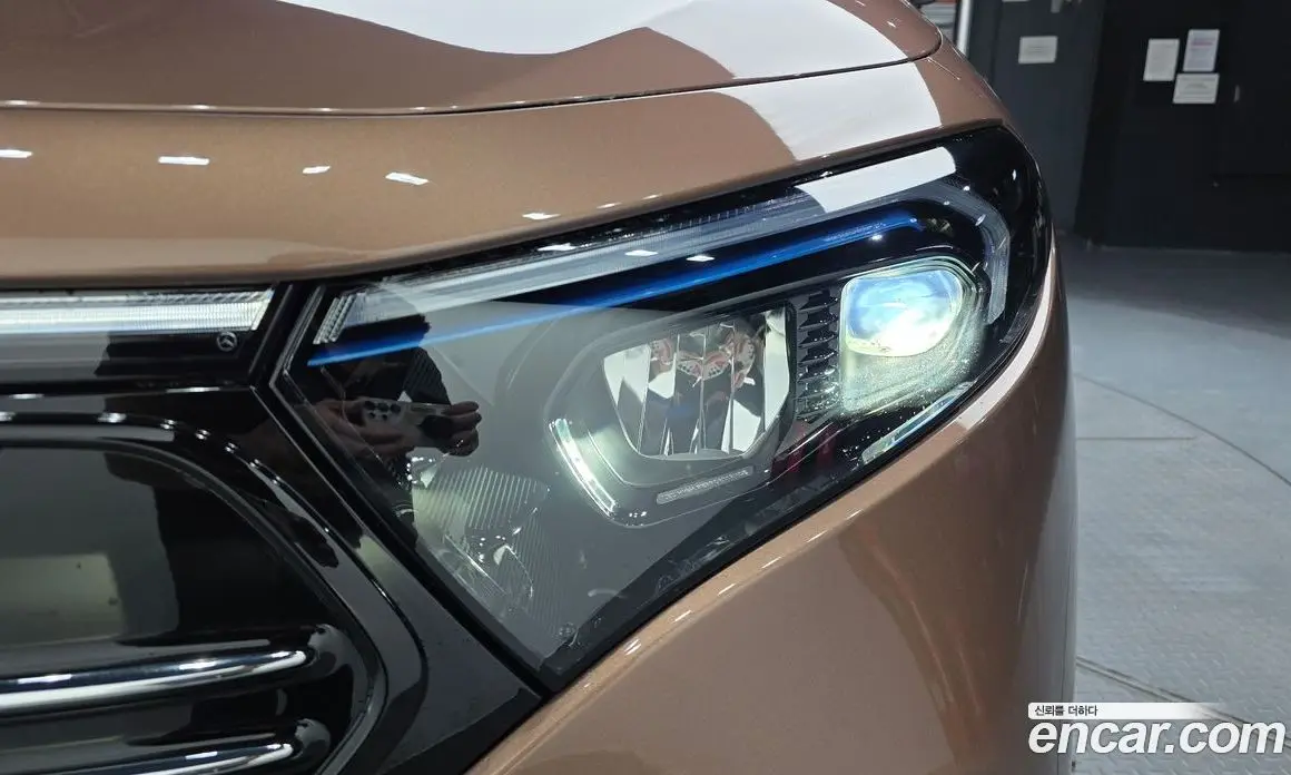 Mercedes-Benz EQA 2022 0.2 автомат (гидро), фото 7