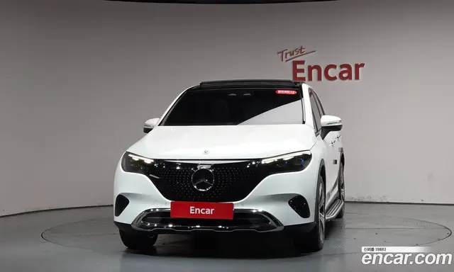 Mercedes-Benz EQE 2023 0.3 автомат (гидро), миниатюра 2