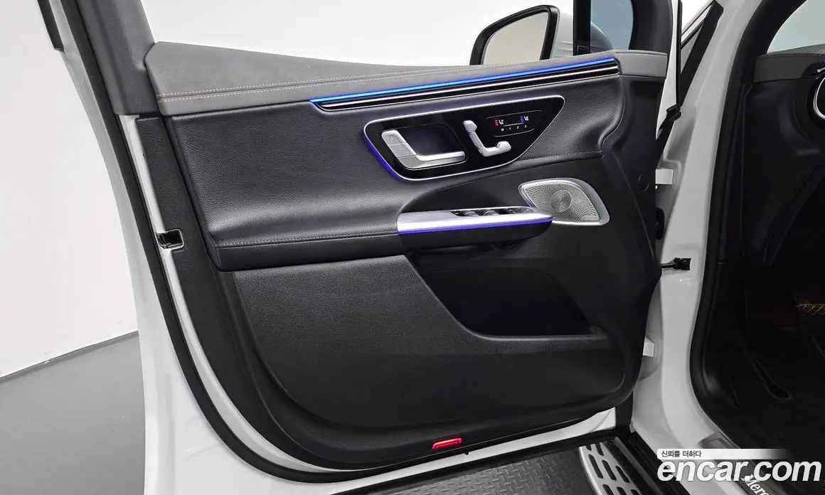 Mercedes-Benz EQE 2023 0.3 автомат (гидро), фото 13