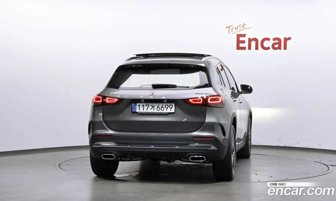 Mercedes-Benz GLA-Class 2022 2.0 автомат (гидро), фото 4