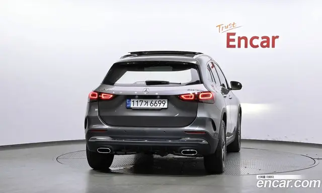 Mercedes-Benz GLA-Class 2022 2.0 автомат (гидро), миниатюра 4
