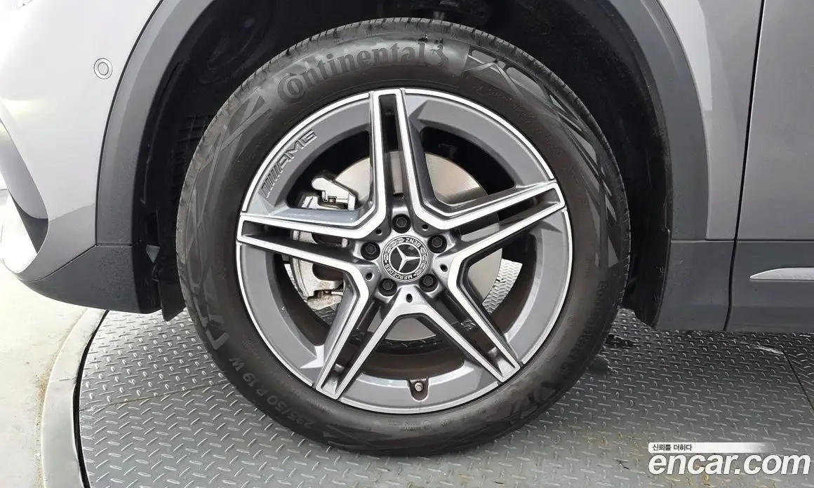 Mercedes-Benz GLA-Class 2022 2.0 автомат (гидро), фото 5