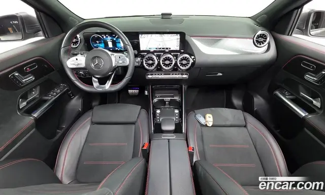 Mercedes-Benz GLA-Class 2022 2.0 автомат (гидро), миниатюра 7