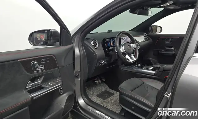 Mercedes-Benz GLA-Class 2022 2.0 автомат (гидро), миниатюра 12
