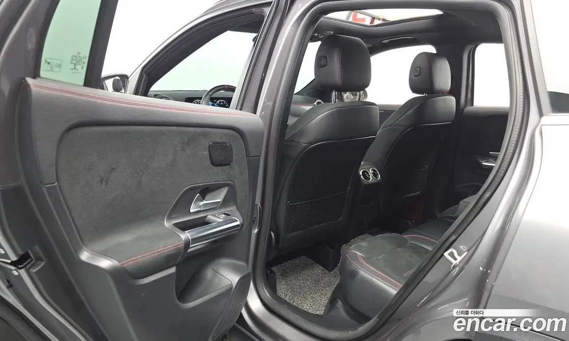 Mercedes-Benz GLA-Class 2022 2.0 автомат (гидро), фото 15
