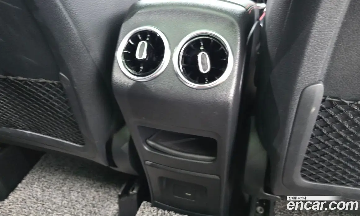 Mercedes-Benz GLA-Class 2022 2.0 автомат (гидро), фото 30
