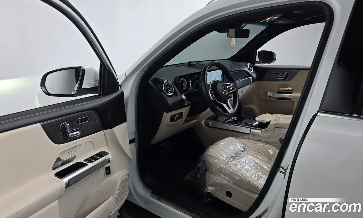 Mercedes-Benz GLB-Class 2021 2.0 автомат (гидро), фото 13
