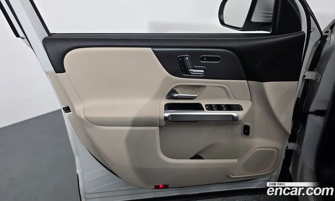 Mercedes-Benz GLB-Class 2021 2.0 автомат (гидро), фото 14