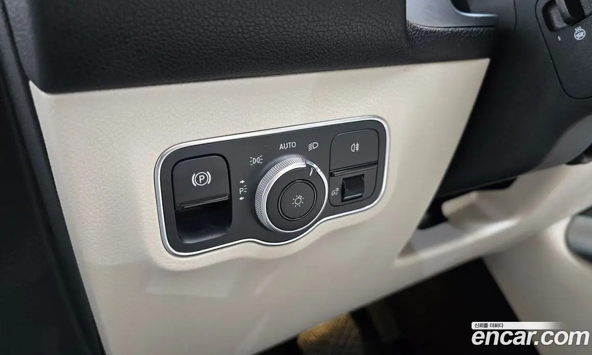 Mercedes-Benz GLB-Class 2021 2.0 автомат (гидро), фото 28