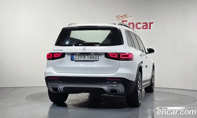 Mercedes-Benz GLB-Class 2021 2.0 автомат (гидро), миниатюра 4