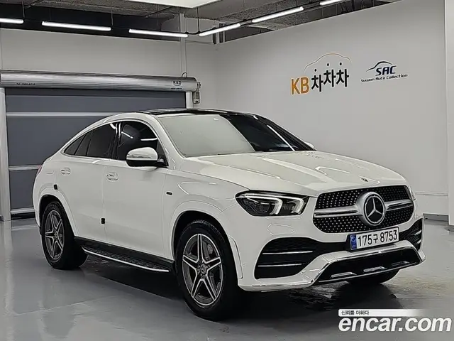 Mercedes-Benz GLE-Class 2021 2.0 автомат (гидро), миниатюра 4