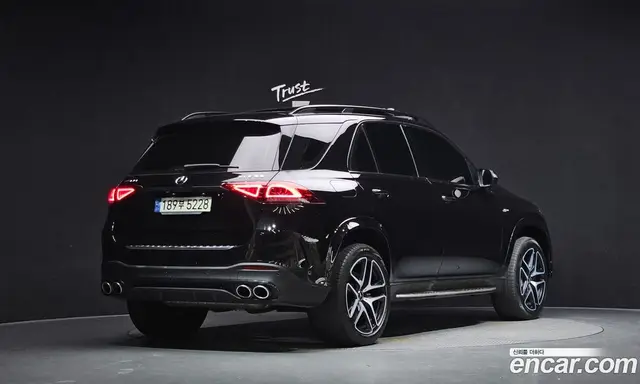 Mercedes-Benz GLE-Class 2022 3.0 автомат (гидро), миниатюра 2