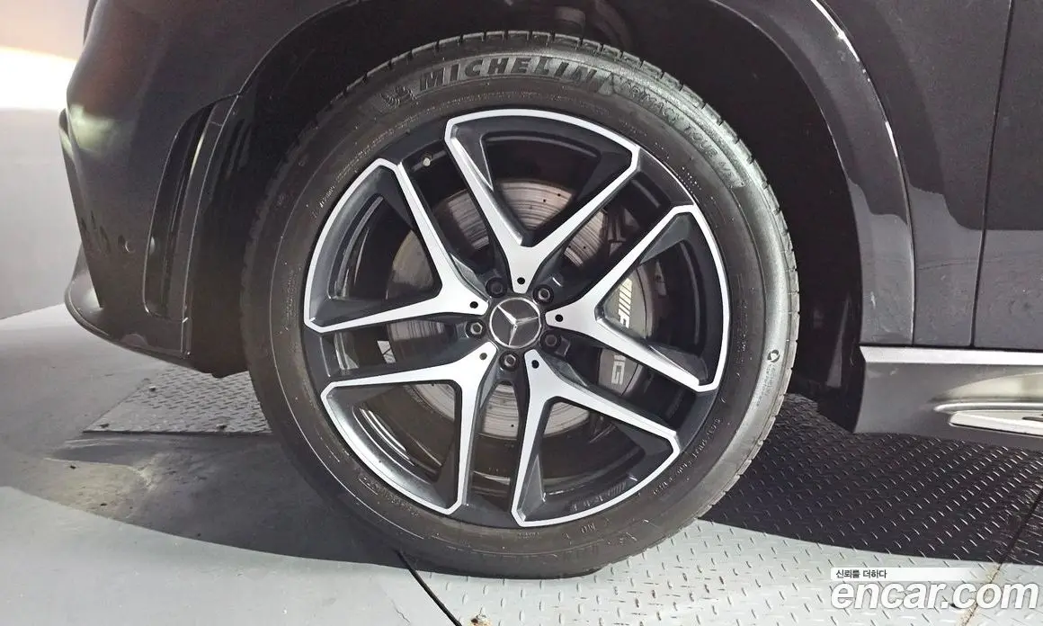 Mercedes-Benz GLE-Class 2022 3.0 автомат (гидро), фото 5