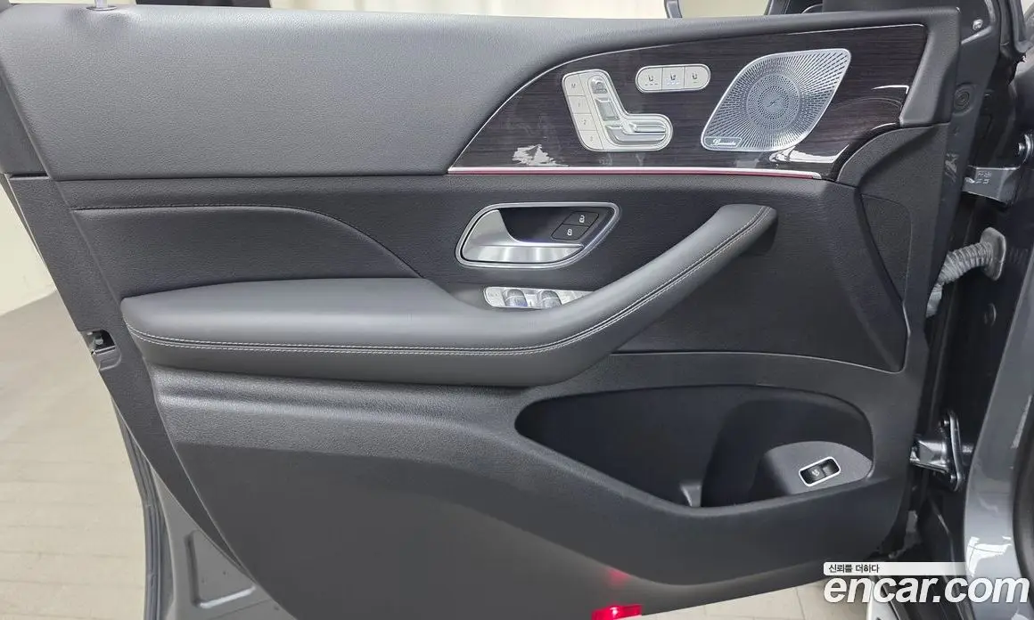 Mercedes-Benz GLE-Class 2023 2.9 автомат (гидро), фото 13
