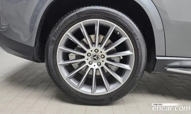 Mercedes-Benz GLE-Class 2023 2.9 автомат (гидро), миниатюра 4