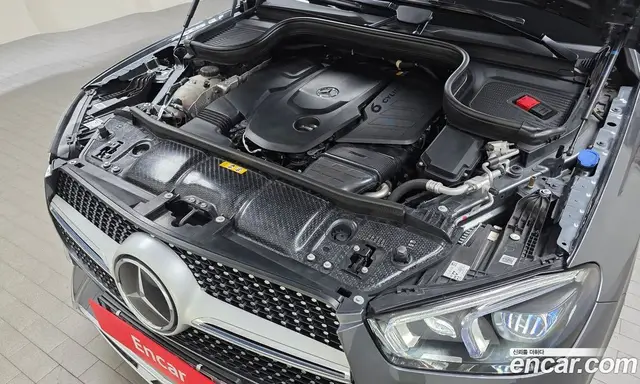 Mercedes-Benz GLE-Class 2023 2.9 автомат (гидро), миниатюра 5