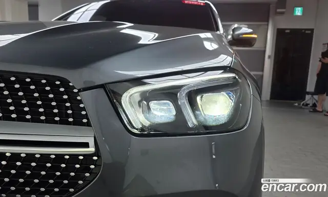 Mercedes-Benz GLE-Class 2023 2.9 автомат (гидро), миниатюра 7