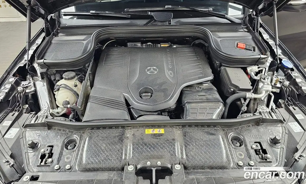 Mercedes-Benz GLE-Class 2025 3.0 автомат (гидро), фото 5