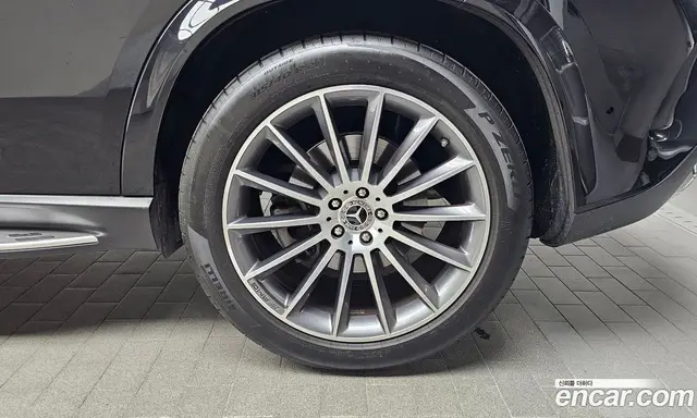 Mercedes-Benz GLE-Class 2025 3.0 автомат (гидро), миниатюра 6