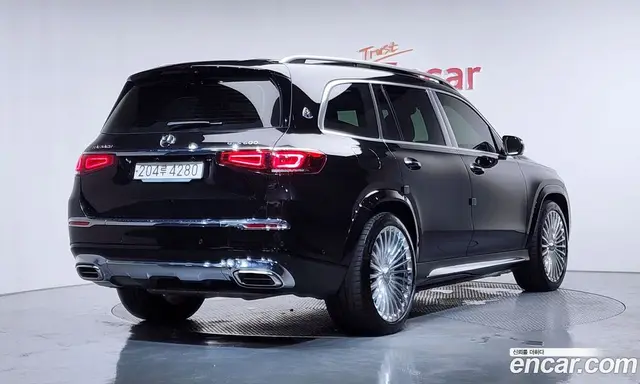 Mercedes-Benz GLS-Class 2023 4.0 автомат (гидро), миниатюра 2