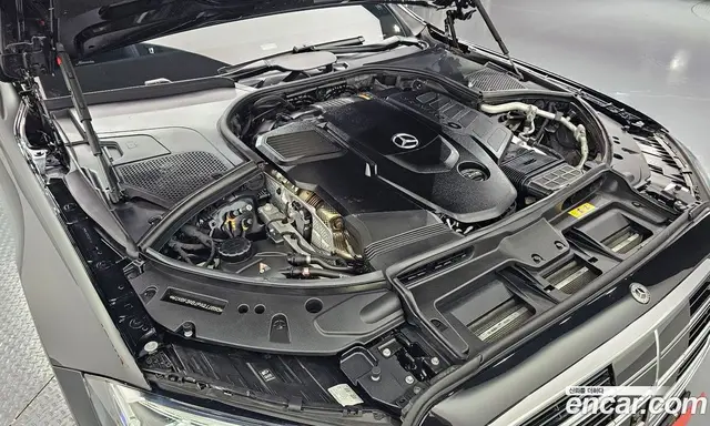 Mercedes-Benz S-Class 2023 2.9 автомат (гидро), миниатюра 6