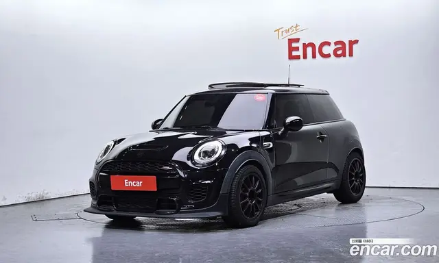 Mini Cooper 2017 2.0 автомат (гидро), миниатюра 1