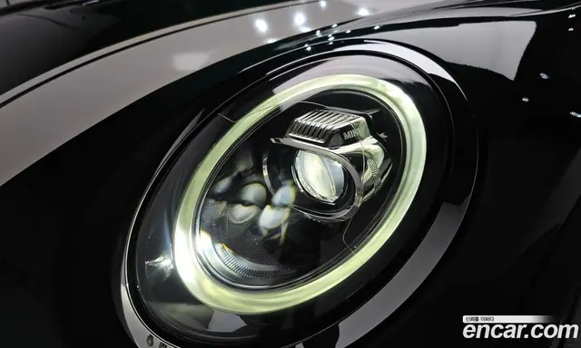 Mini Cooper 2018 1.5 автомат (гидро), миниатюра 7