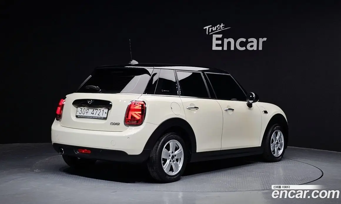 Mini Cooper 2019 1.5 автомат (гидро), фото 2 Mini Cooper 2019 1.5 автомат (гидро), фото 2