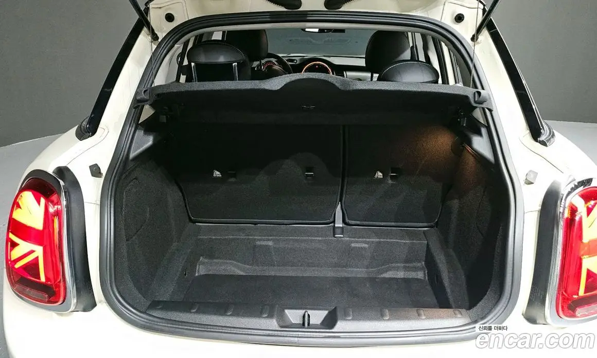 Mini Cooper 2019 1.5 автомат (гидро), фото 20 Mini Cooper 2019 1.5 автомат (гидро), фото 20