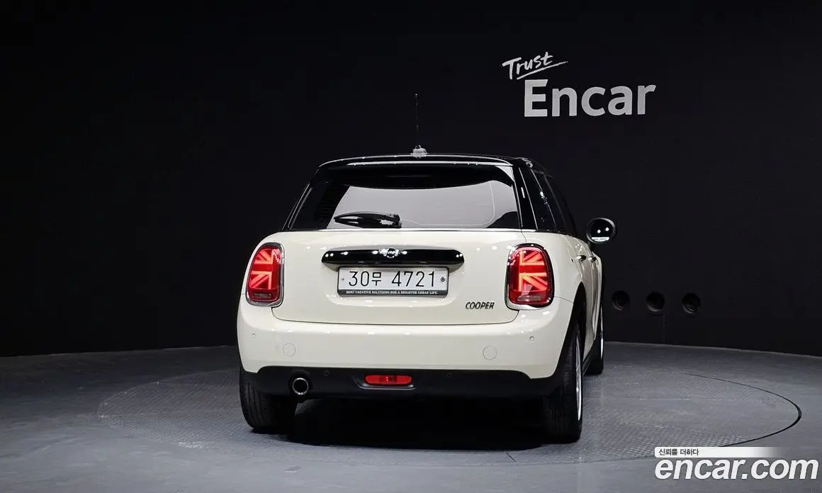 Mini Cooper 2019 1.5 автомат (гидро), фото 4 Mini Cooper 2019 1.5 автомат (гидро), фото 4