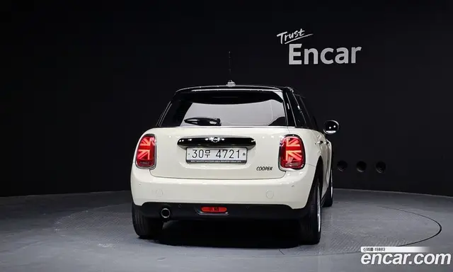 Mini Cooper 2019 1.5 автомат (гидро), миниатюра 4 Mini Cooper 2019 1.5 автомат (гидро), миниатюра 4