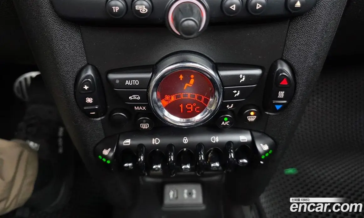 Mini Roadster 2015 1.6 автомат (гидро), фото 18