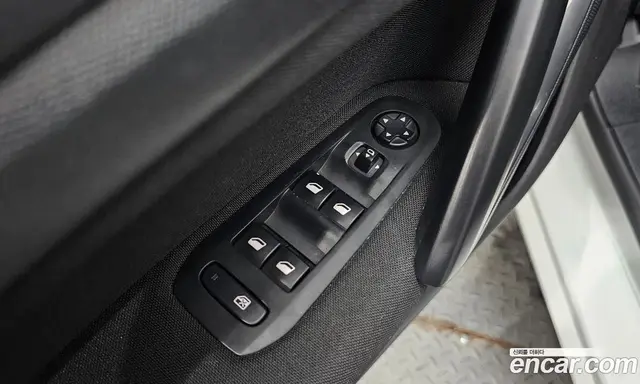 Peugeot 308 2014 2.0 автомат (гидро), миниатюра 11