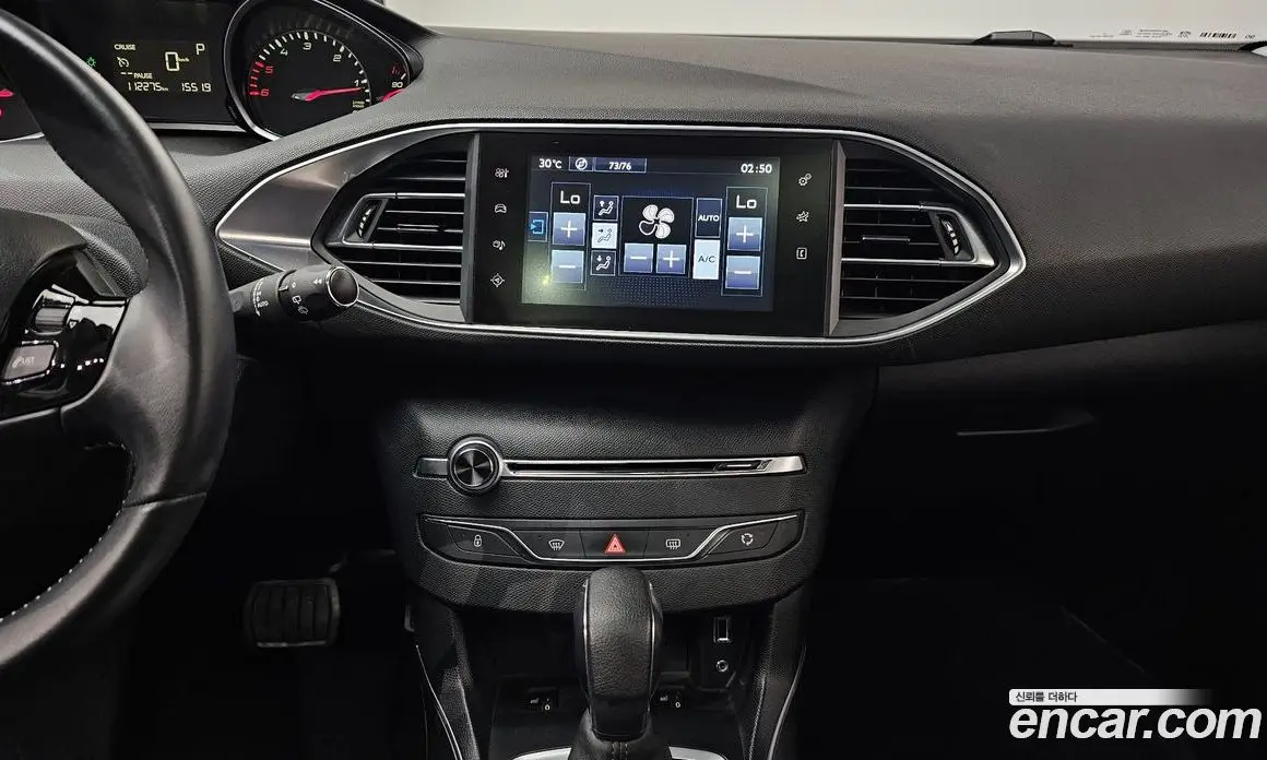 Peugeot 308 2014 2.0 автомат (гидро), фото 16