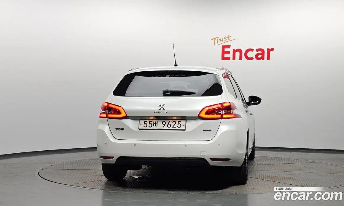 Peugeot 308 2014 2.0 автомат (гидро), фото 4
