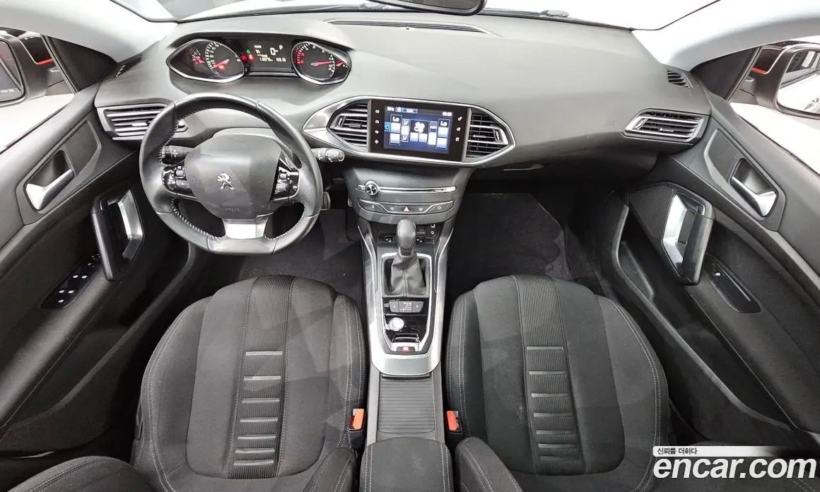Peugeot 308 2014 2.0 автомат (гидро), фото 7