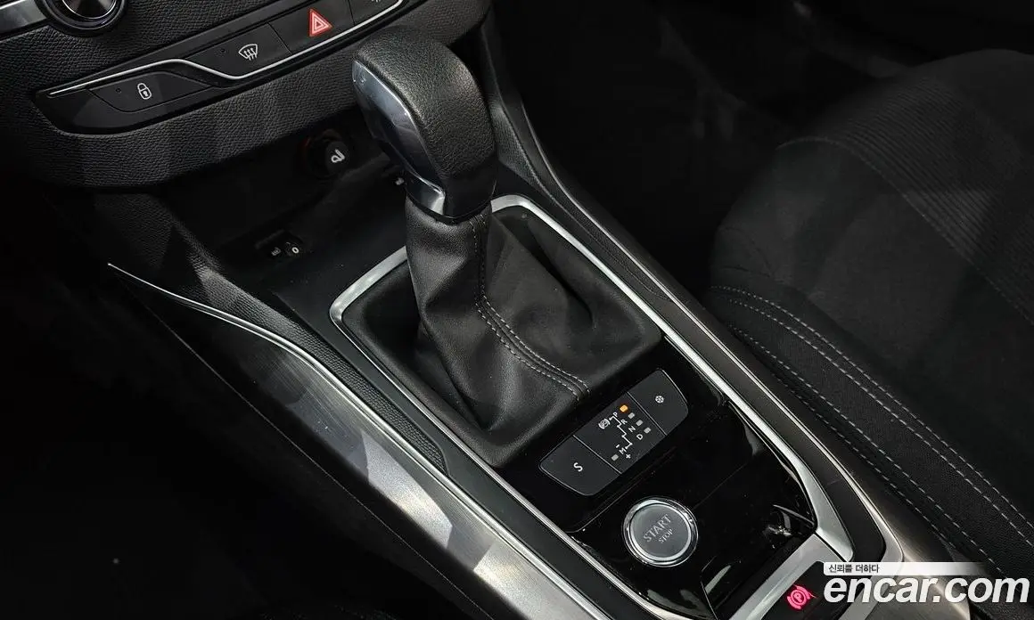 Peugeot 308 2014 2.0 автомат (гидро), фото 9