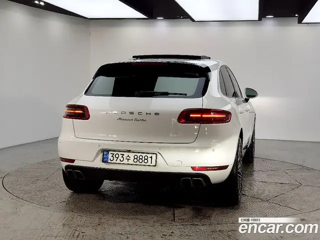 Porsche Macan 2014 3.6 автомат (гидро), миниатюра 3