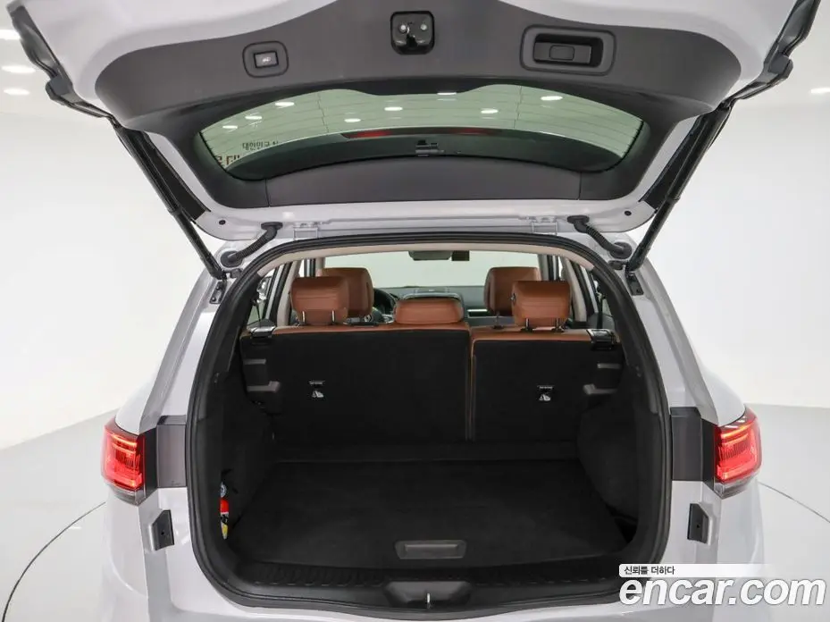 Renault (Samsung) QM6 2025 2.0 автомат (гидро), фото 18