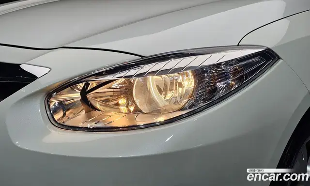 Renault (Samsung) SM3 2011 1.6 автомат (гидро), миниатюра 8