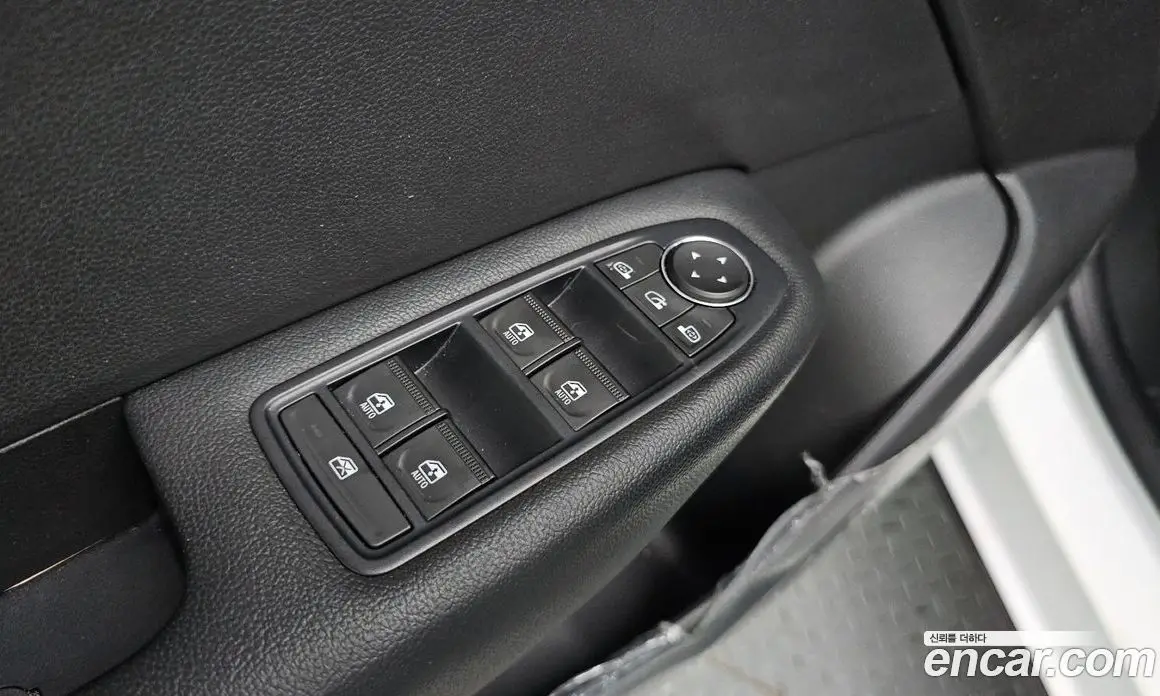 Renault (Samsung) XM3 2023 1.6 автомат (гидро), фото 22