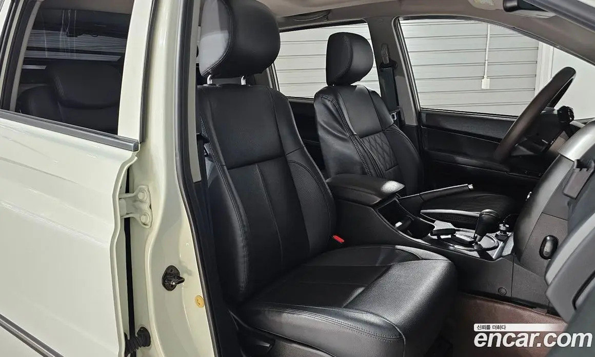 SsangYong Korando 2017 2.2 автомат (гидро), фото 12