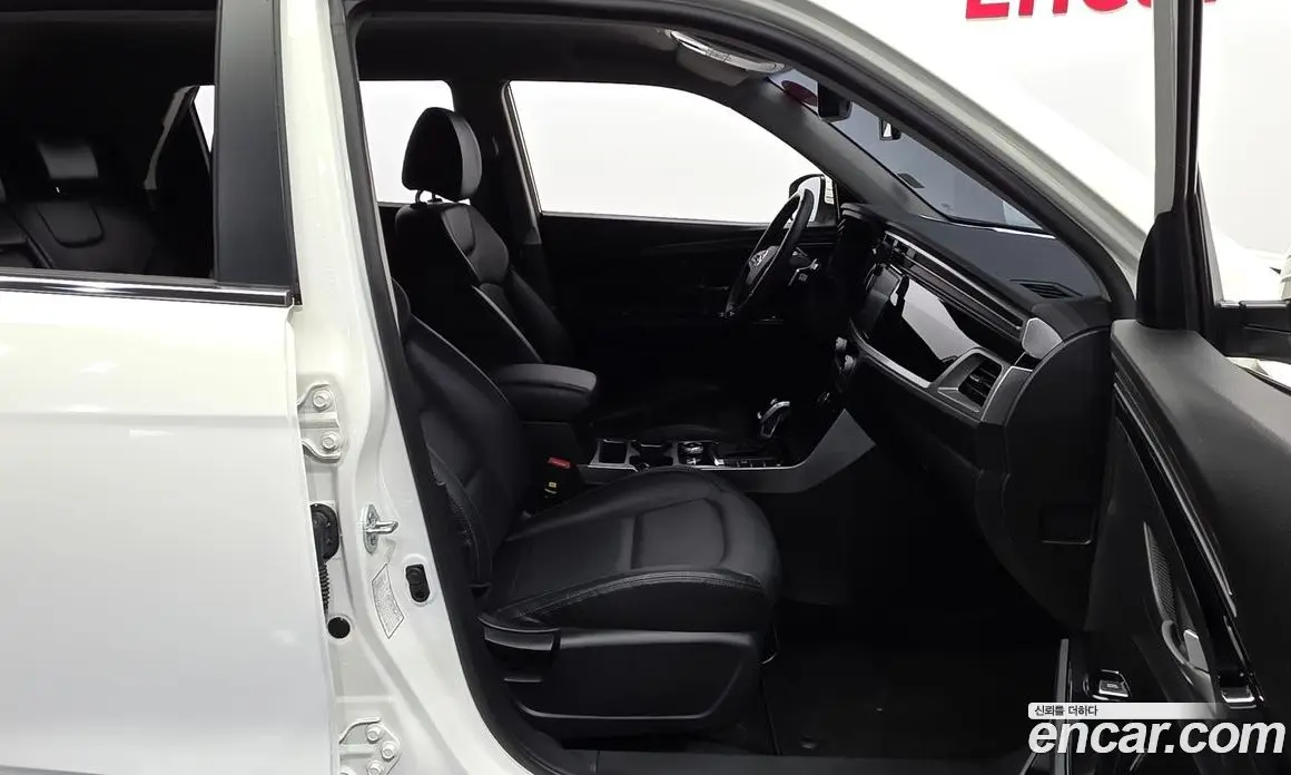 SsangYong Korando 2022 1.5 автомат (гидро), фото 11