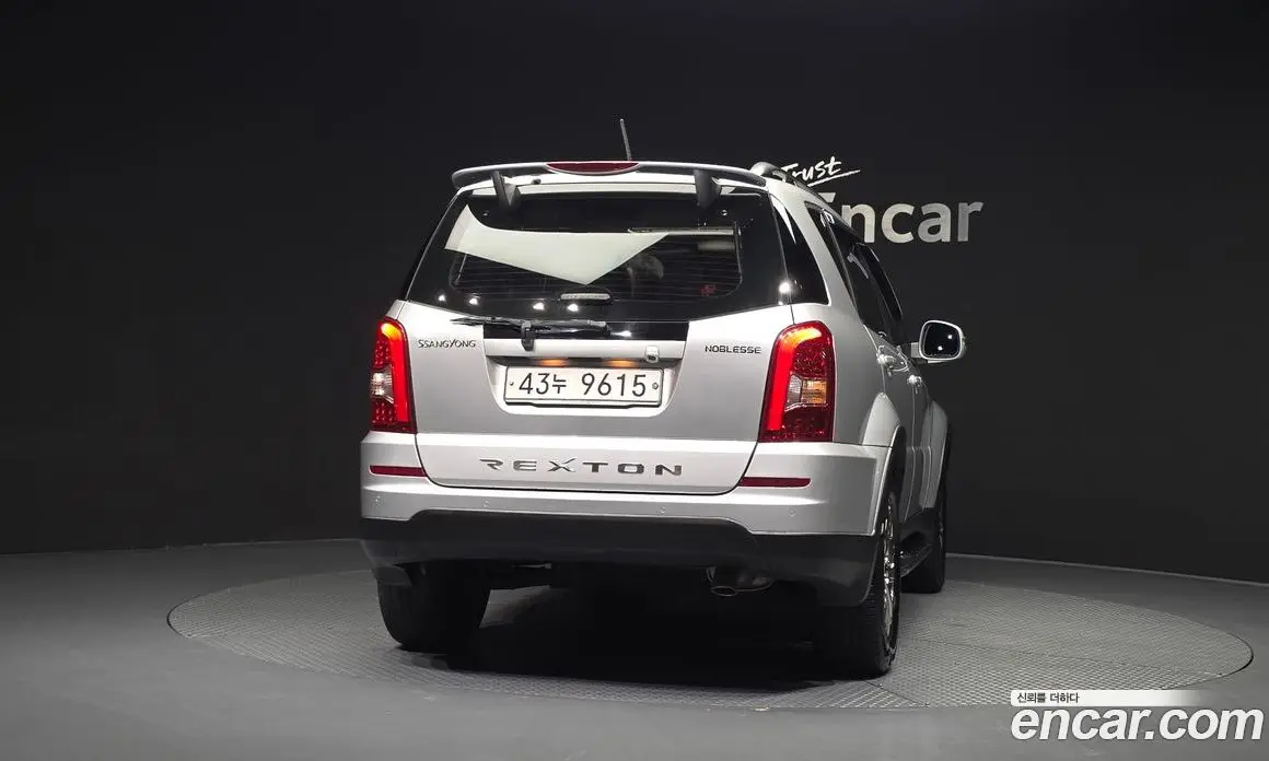 SsangYong Rexton 2013 2.0 автомат (гидро), фото 4