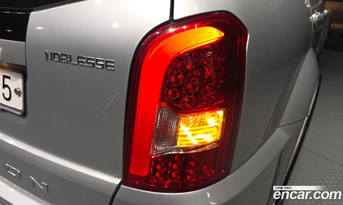 SsangYong Rexton 2013 2.0 автомат (гидро), фото 9