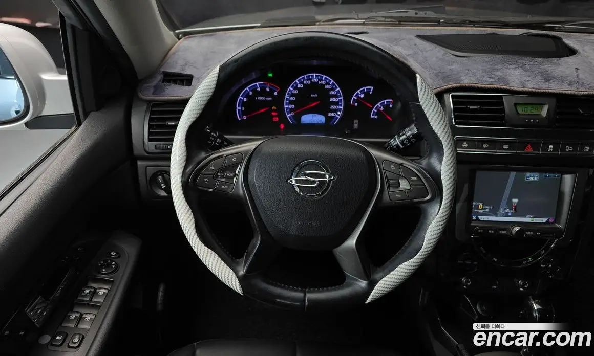SsangYong Rexton 2015 2.2 автомат (гидро), фото 13
