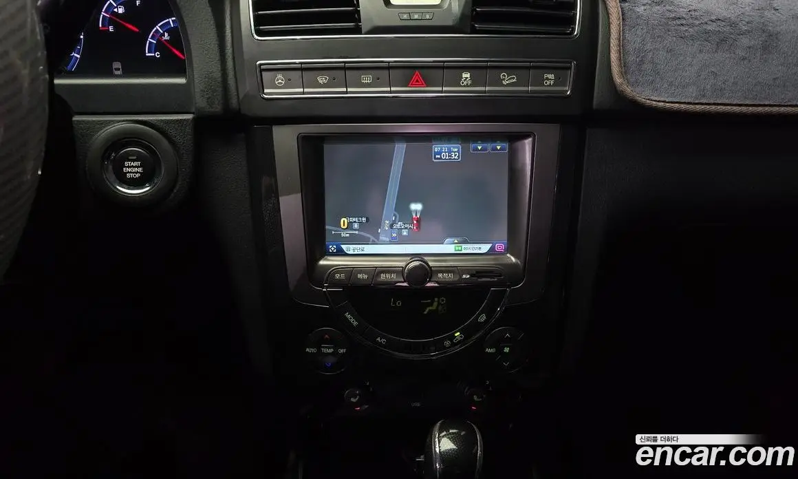 SsangYong Rexton 2015 2.2 автомат (гидро), фото 14