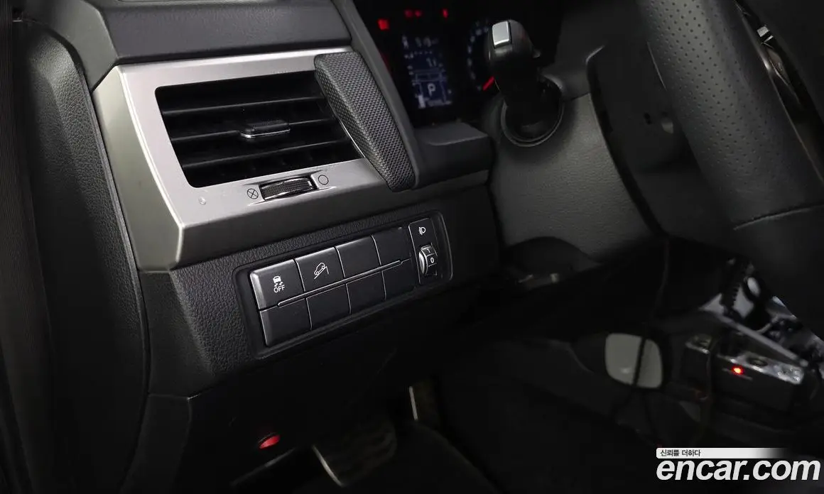 SsangYong Rexton 2018 2.2 автомат (гидро), фото 13