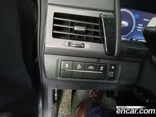 SsangYong Rexton 2022 2.2 автомат (гидро), миниатюра 8
