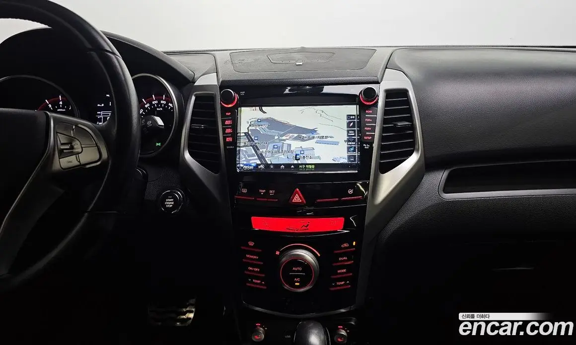 SsangYong TIBOLI 2015 1.6 автомат (гидро), фото 21